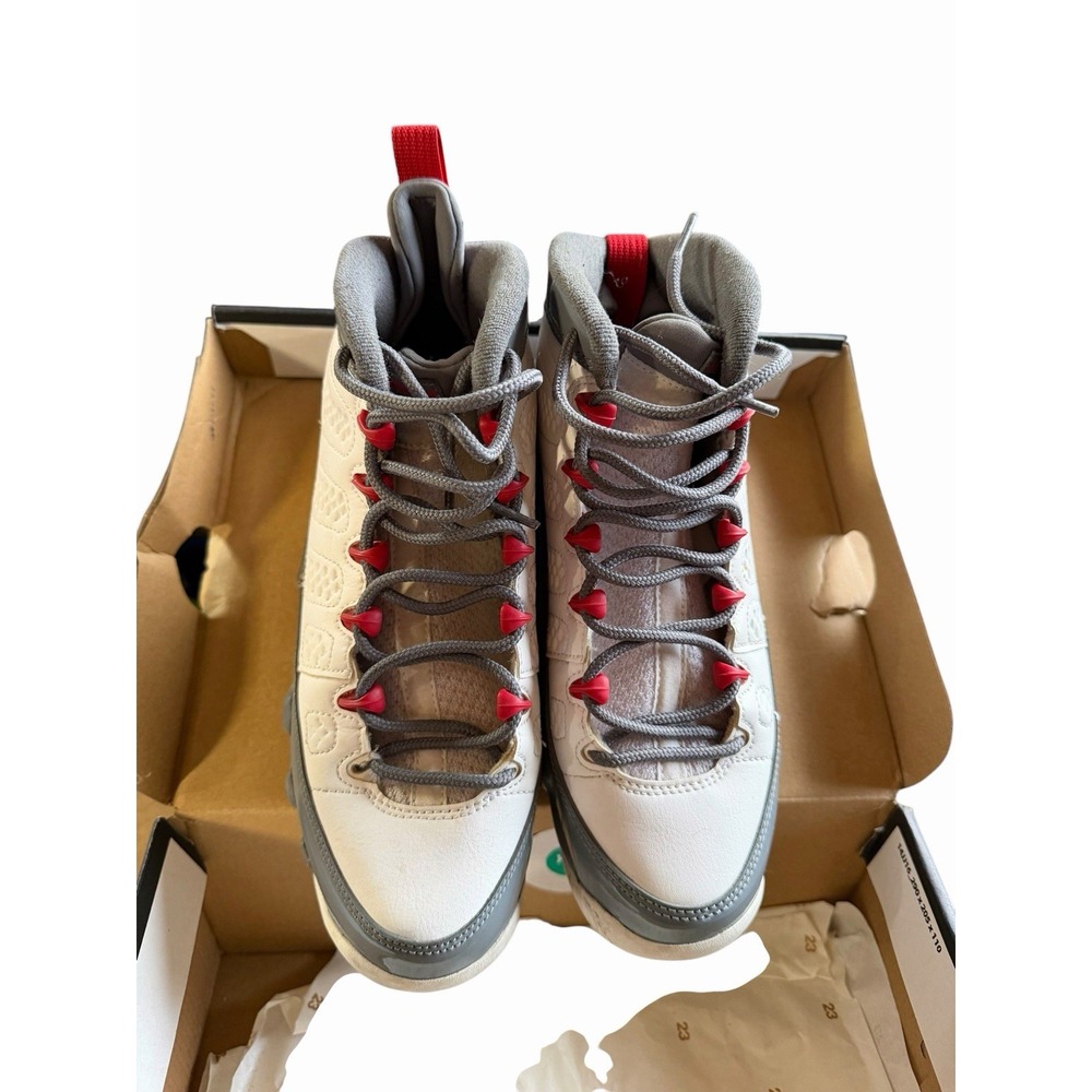 2022 Nike Air Jordan 9 Retro Fire Red Cool Grey GS 302359-162 Youth Size 6 - Picture 4 of 4